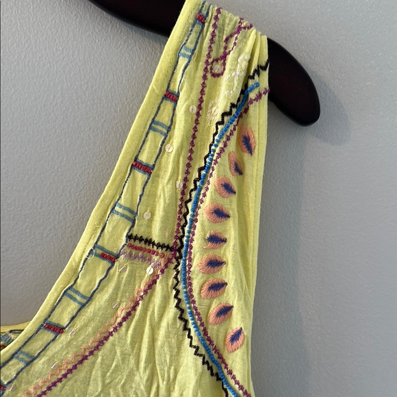 Free People Yellow Tank Top with Vibrant Design - Picture 4 of 5